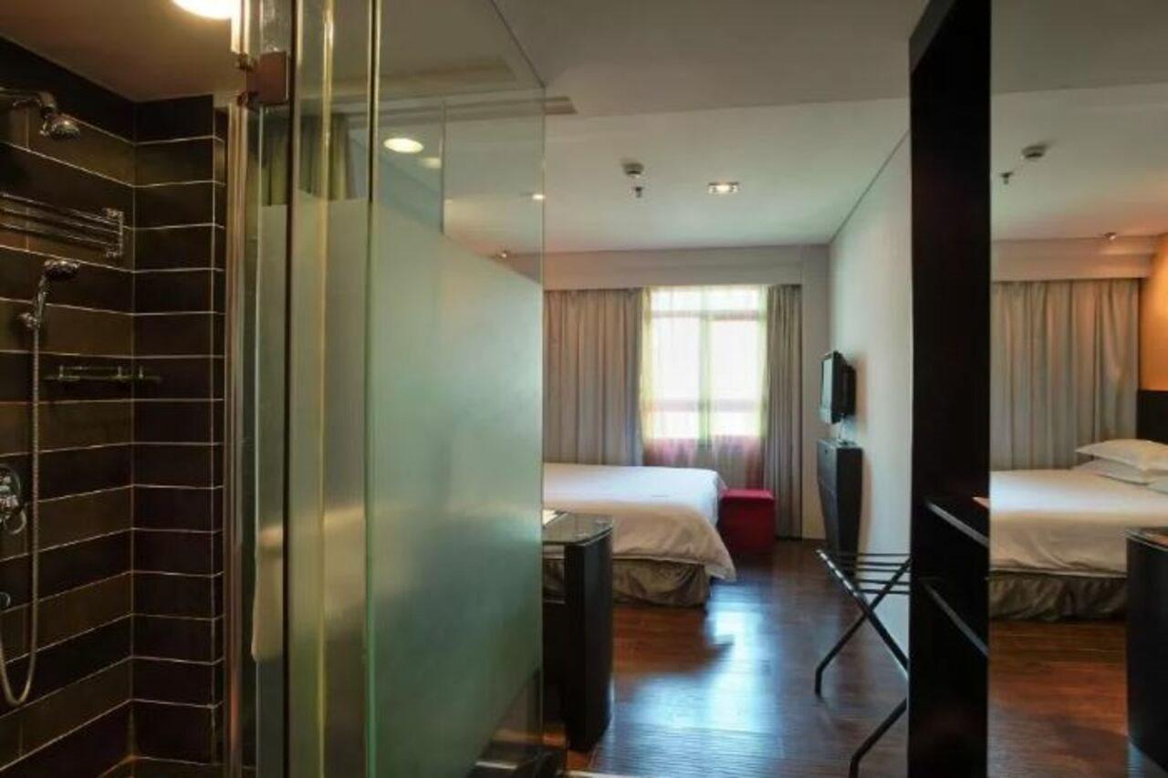 Fx Hotel Xujiahui - Shanghai Stadium Branch Zewnętrze zdjęcie