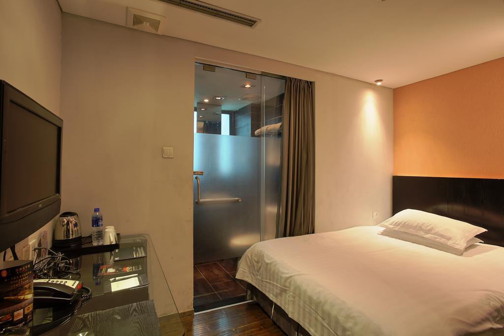Fx Hotel Xujiahui - Shanghai Stadium Branch Zewnętrze zdjęcie