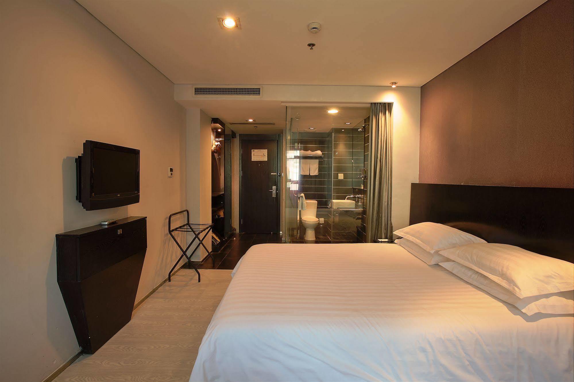 Fx Hotel Xujiahui - Shanghai Stadium Branch Zewnętrze zdjęcie