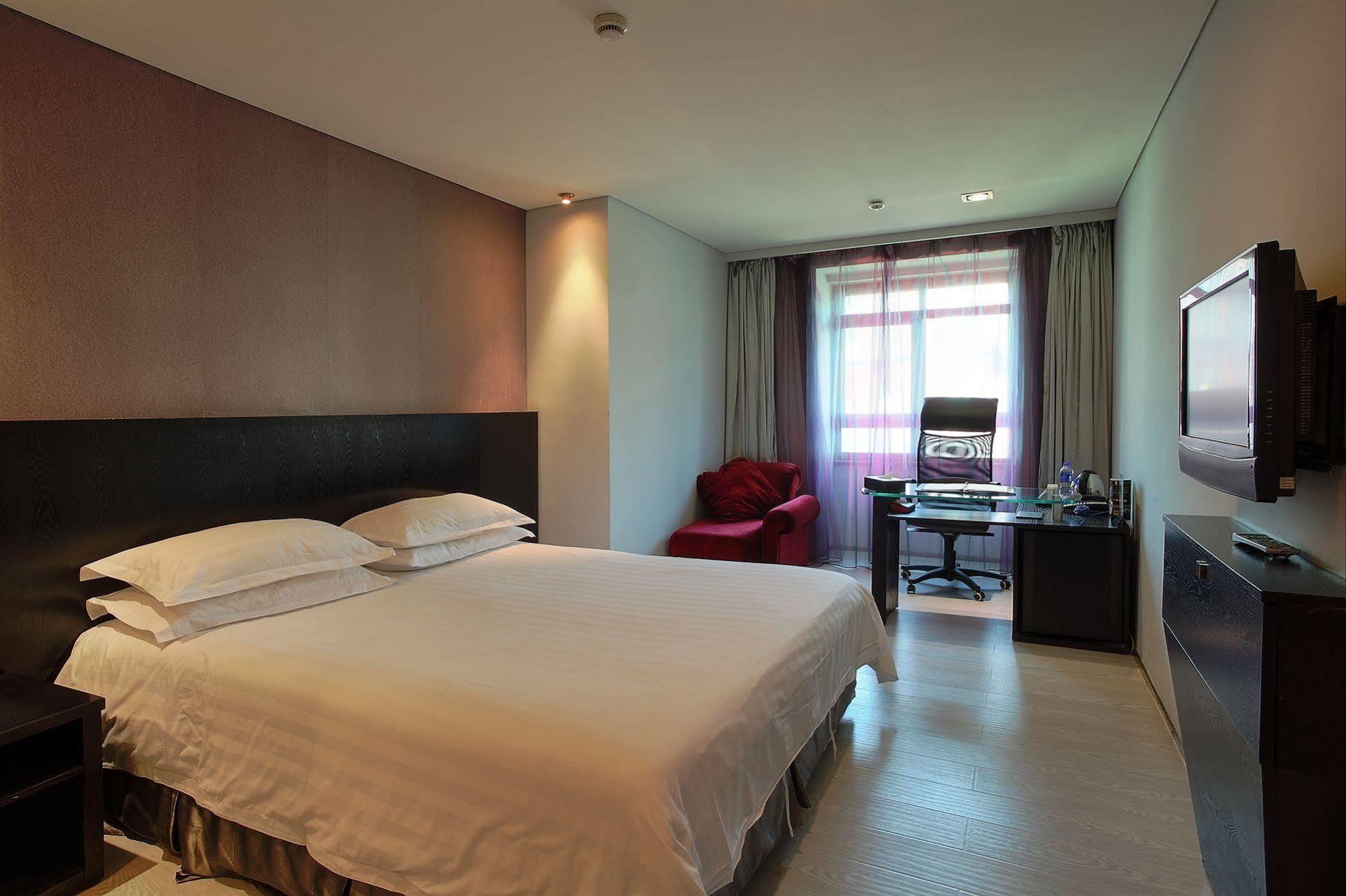 Fx Hotel Xujiahui - Shanghai Stadium Branch Zewnętrze zdjęcie